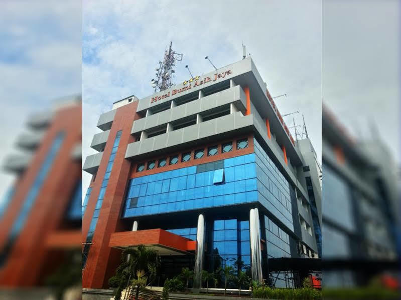Bumi Asih Jaya Hotel 2*