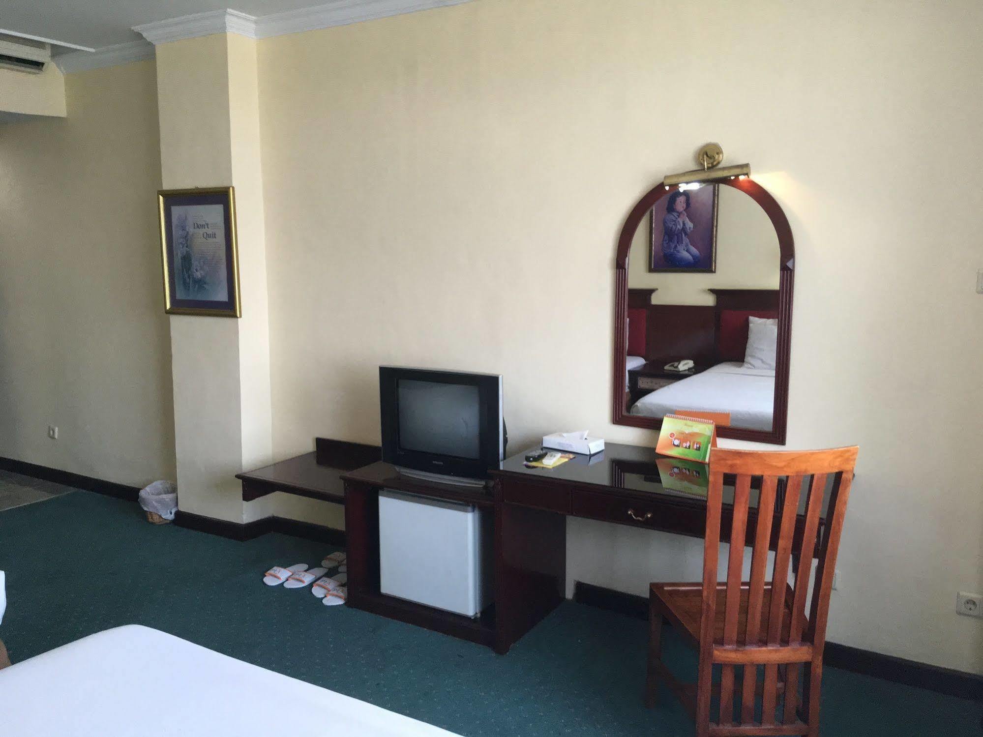 Bumi Asih Jaya 2* Bandung